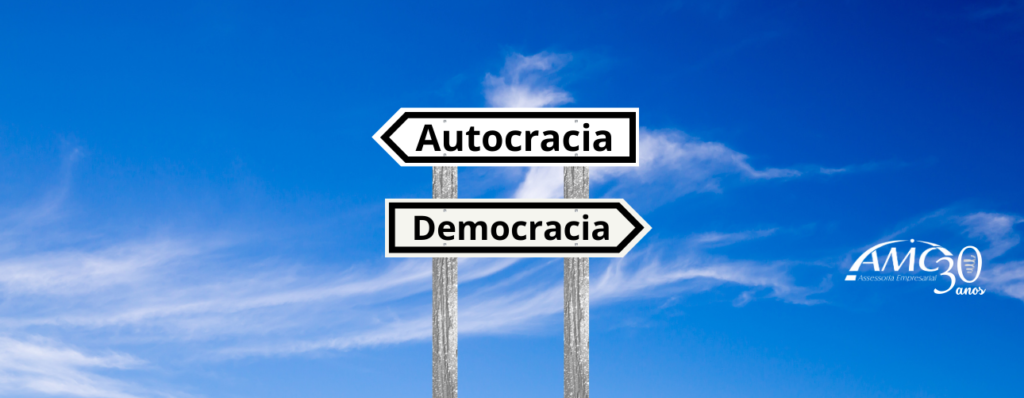 Em busca do equilíbrio 8 – Autocracia e Democracia